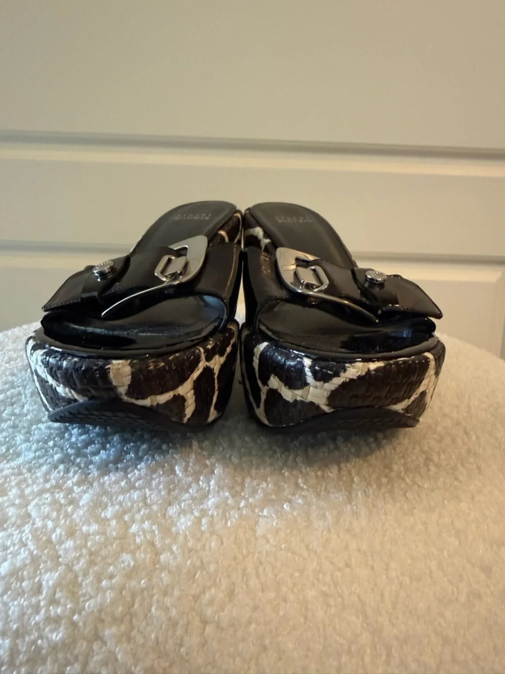 Stuart Weitzman Giraffe Print Platform Wedge- New - Picture 7 of 8